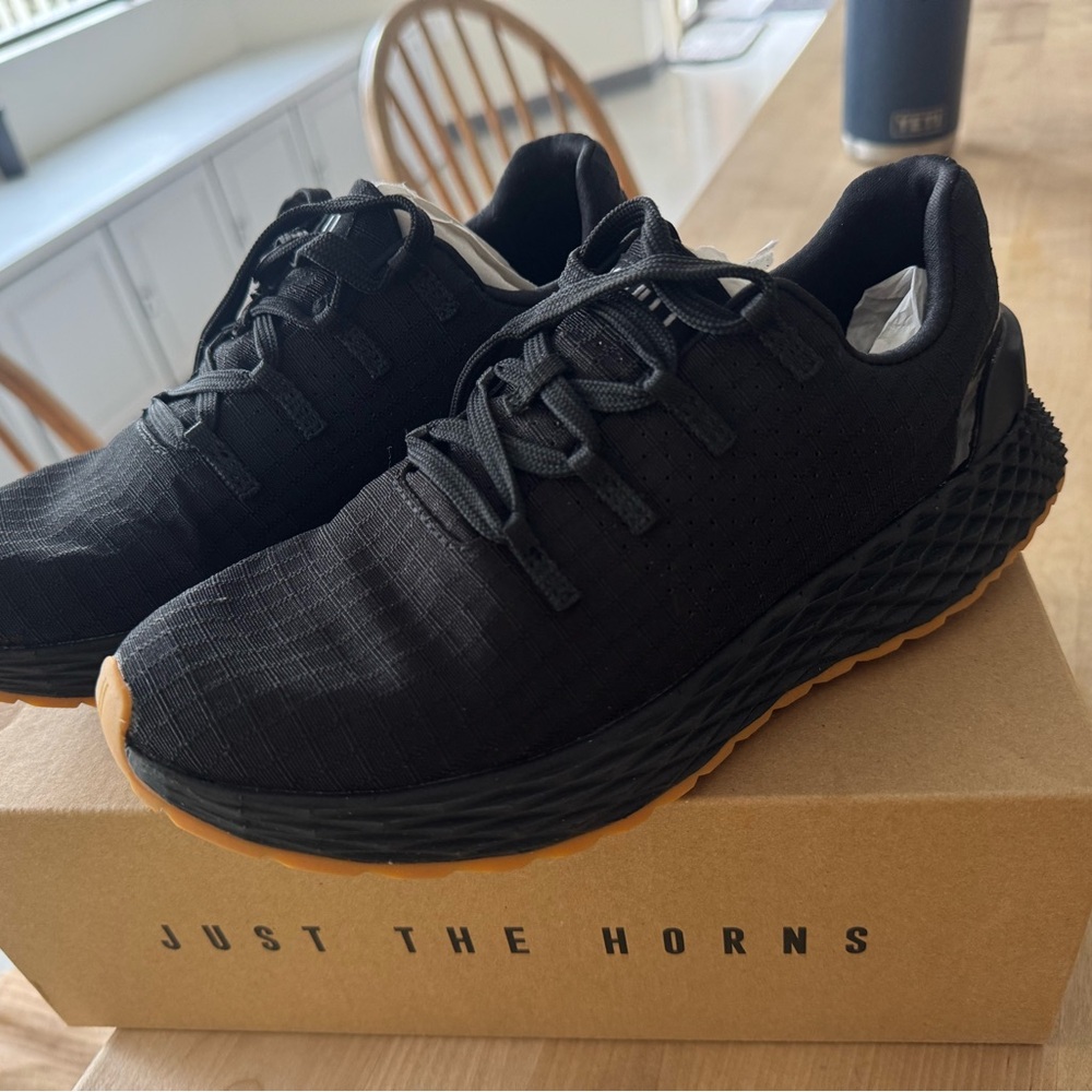 Women’s NoBull Ripstop Runners - Picture 2 of 5